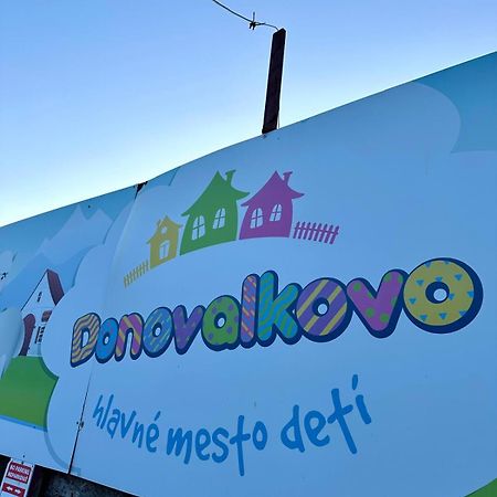 AD Kamzík EH apt Dóval Kültér fotó